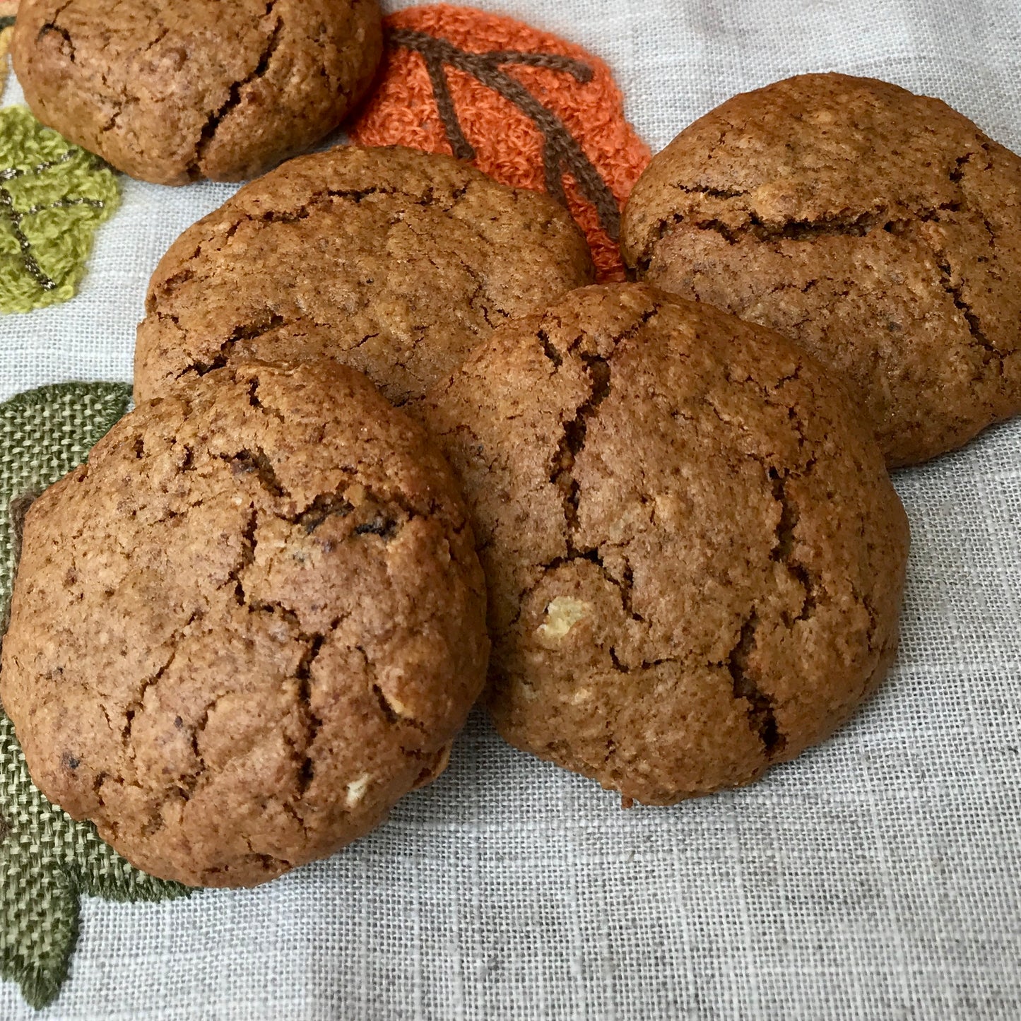 Pumpkin Spice Cookies - FOUR